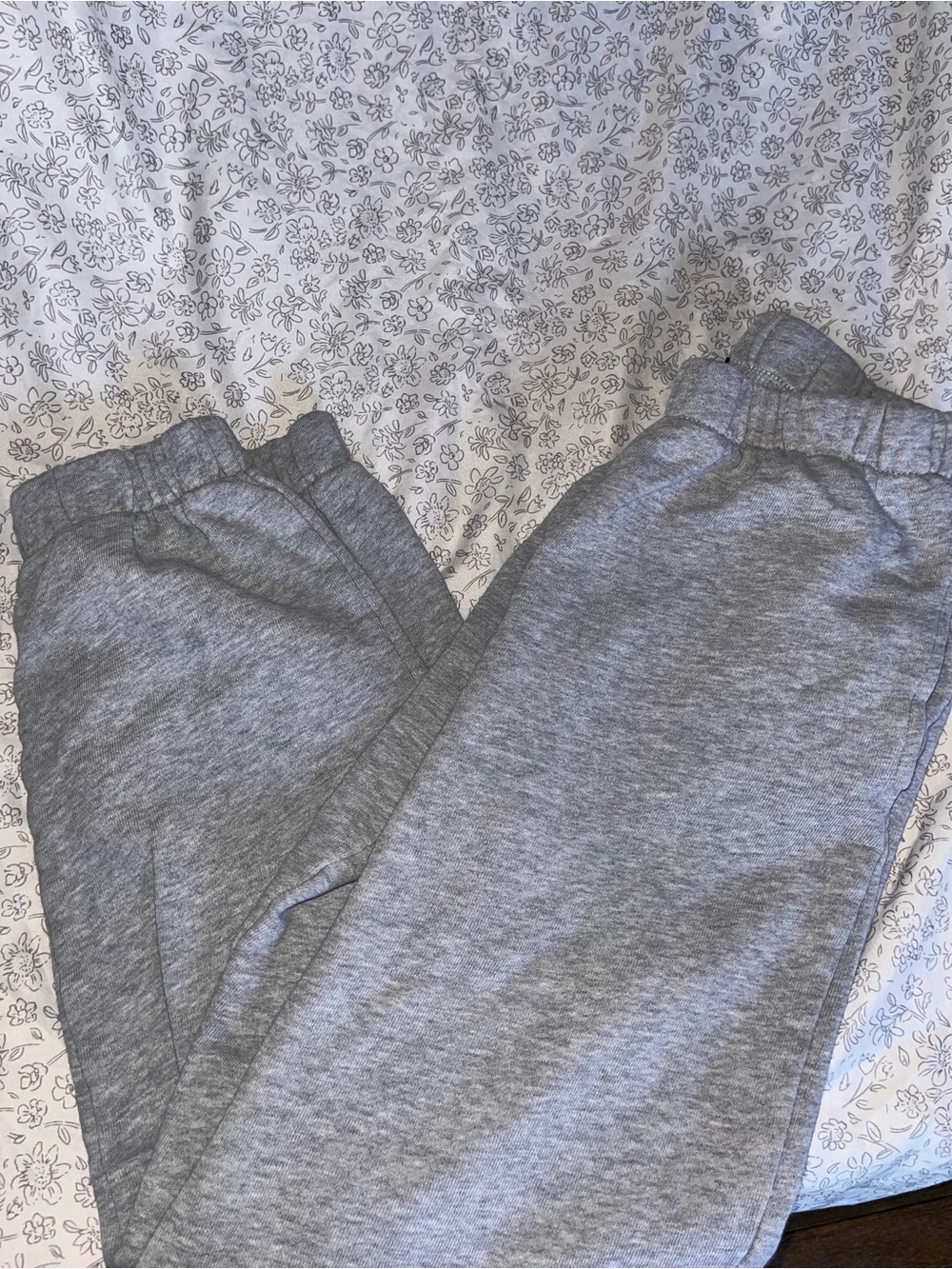 Brandy Melville Gray Heather Jogger Sweatpants